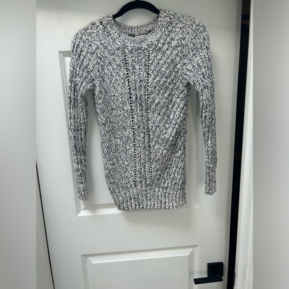 A&F White and Grey Sweater